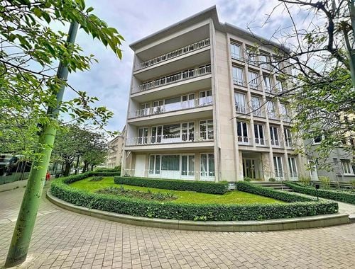                                         Appartement te koop in Elsene, € 425.000
