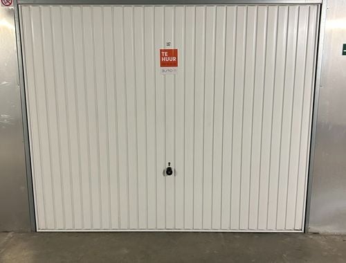                                         Garage te huur in Oostende, € 135
