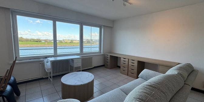 Appartement te huur in Prins Albertlaan 21, 8400 Oostende
