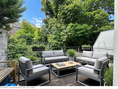                                         Triplex te koop in Etterbeek, € 390.000

