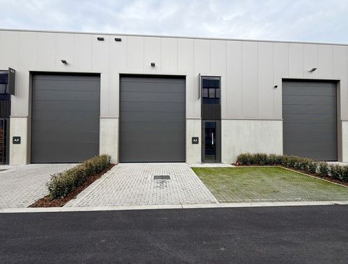                                         Bedrijfsgebouw te koop in Bornem, € 480.800

