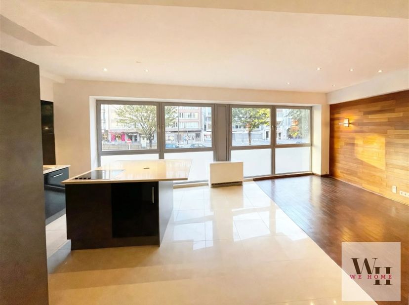 Appartement à vendre à Boulevard Joseph Tirou 41,
                    6000 Charleroi