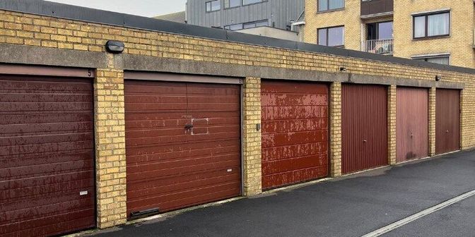 Garage te huur in Schooldreef 23, 8020 Oostkamp