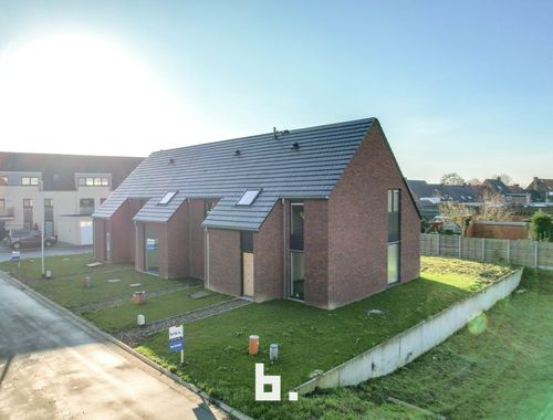                                         Maison à vendre à Hooglede, € 366.669
