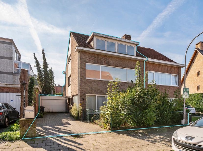 Appartement te koop in De Zwaan 1,
                    2930 Brasschaat