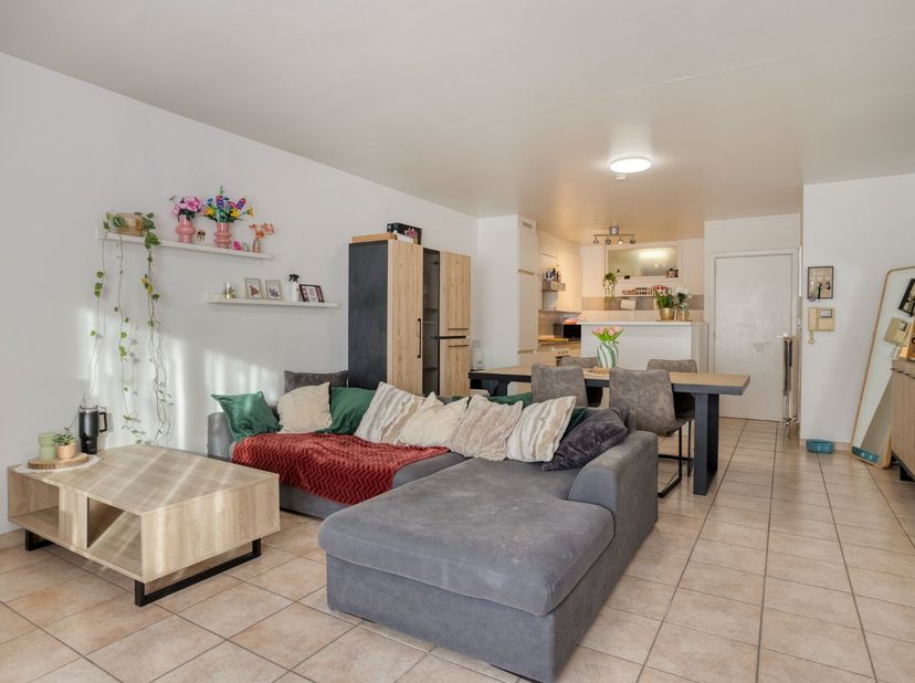 Appartement te koop in Roodbaardstraat 1 bus 0201,
                    8560 Wevelgem