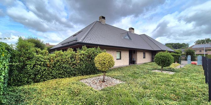 Huis te koop in Domien Craccostraat 72., 8800 Roeselare