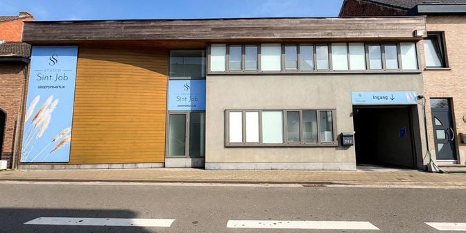 Bedrijfsvastgoed te huur in Sint Jobstraat 262, 9300 Aalst