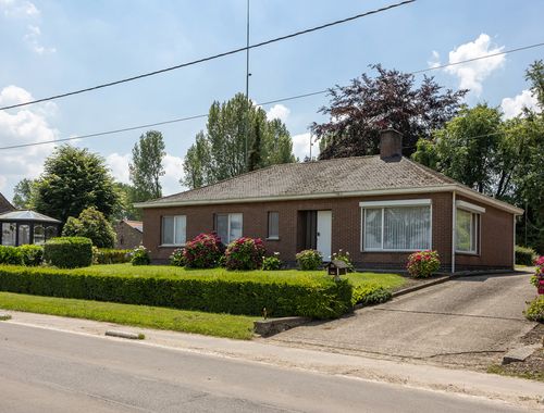                                         Bungalow à vendre à Kruibeke, € 445.000
