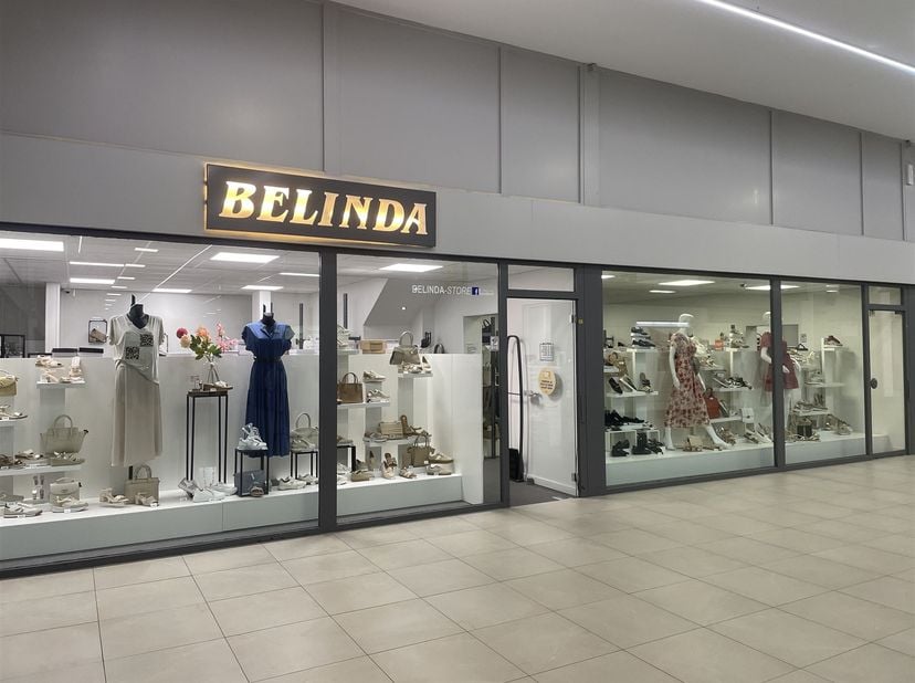 Welkom in dit uitzonderlijke retailpand in het hart van Genk, gelegen in Shopping 3, een modern winkelcentrum in het centrum van Genk.<br />
<br />