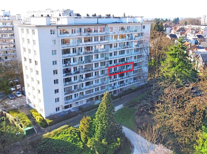 Appartement te koop
                    in 1180 Ukkel