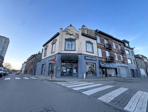                                         Handelsgelijkvloers te koop in Strombeek-Bever, € 285.000
