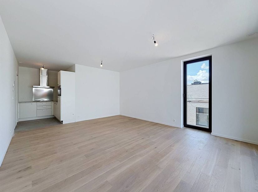 Het appartement is gelegen in de rustige doch centraal gelegen Hospiceweg. <br />
Op wandel- en fietsafstand bevind je je in het bruisende centrum van