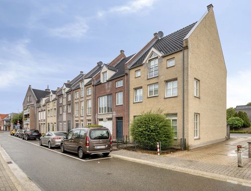                                         Eengezinswoning te koop in Bree, € 315.000
