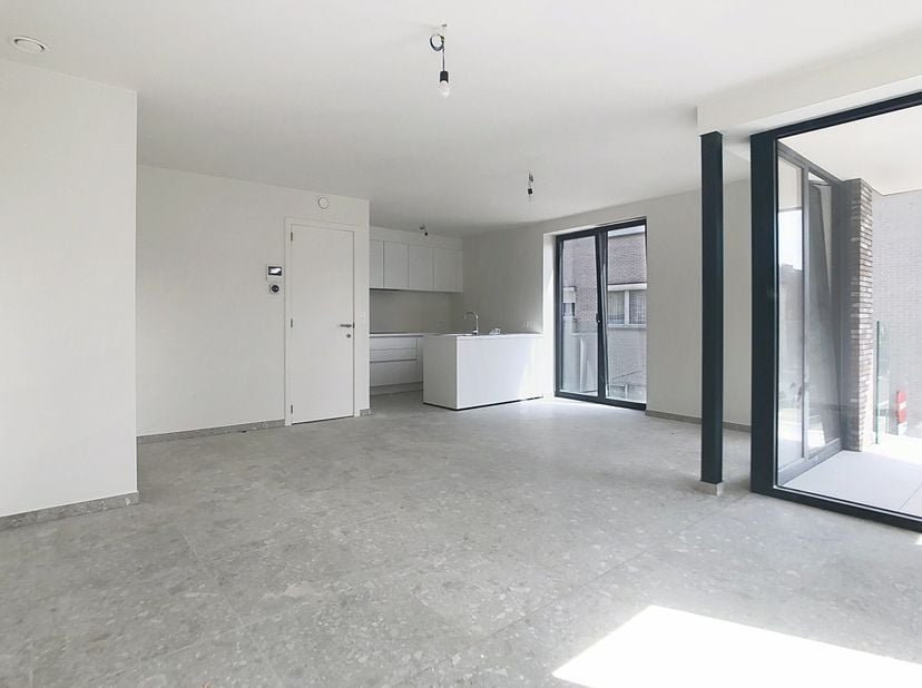 Appartement te huur in Roeselarestraat 20 bus 102,
                    8840 Oostnieuwkerke