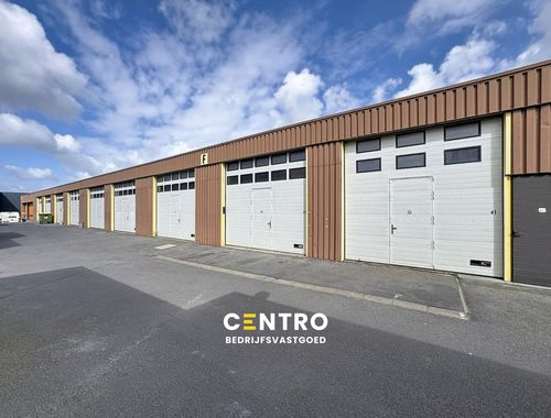                                         Entrepôt à louer à Roeselare, € 480
