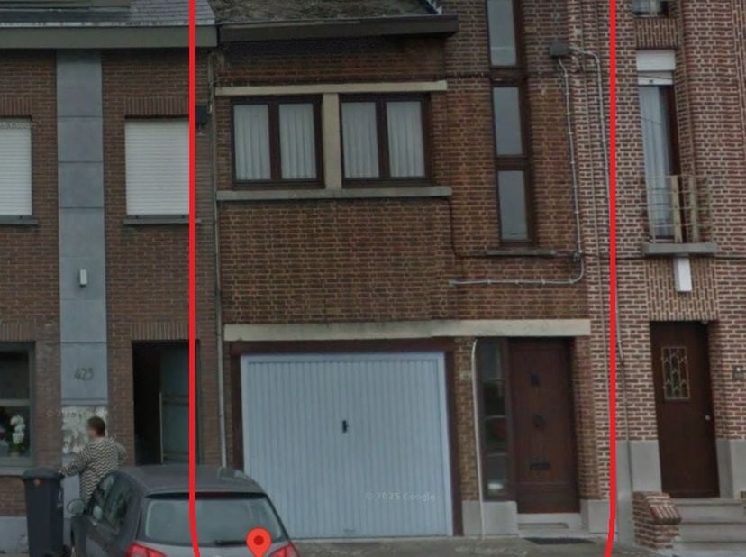 TE RENOVEREN ÉÉNGEZINSWONING<br />
<br />
Nabij centrum.<br />
Met 2 slaapkamers, badkamer, terras en tuin.<br />
Bestuursmaatregelen in het maatregel