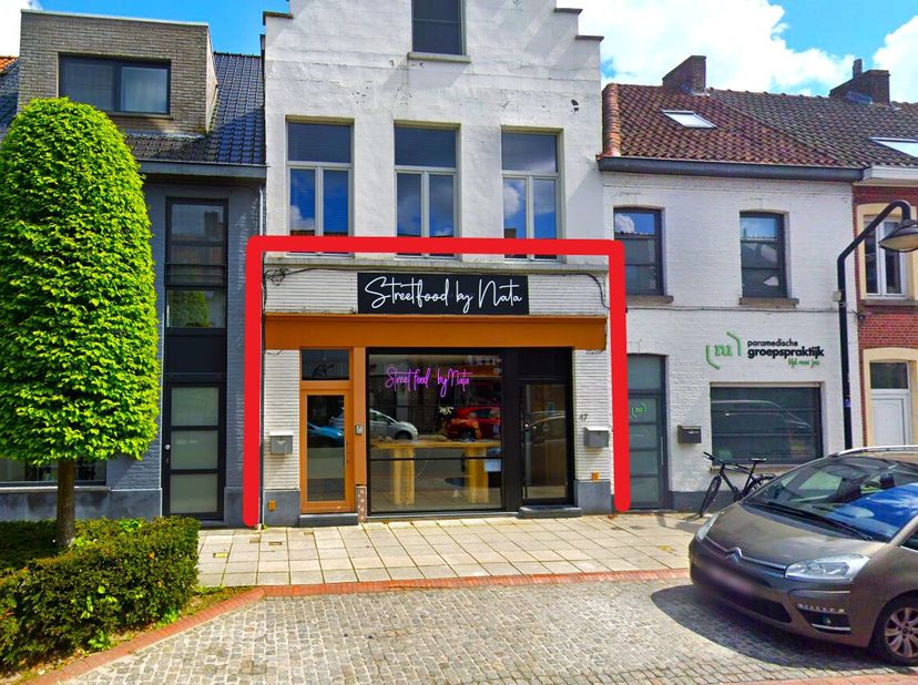 Bien professionnel à vendre
                    à 8200 Sint-Michiels