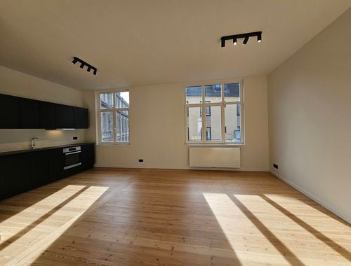                                         Appartement te huur in Sint-Gillis, € 1.200
