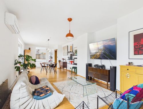                                         Appartement te koop in Liège, € 250.000
