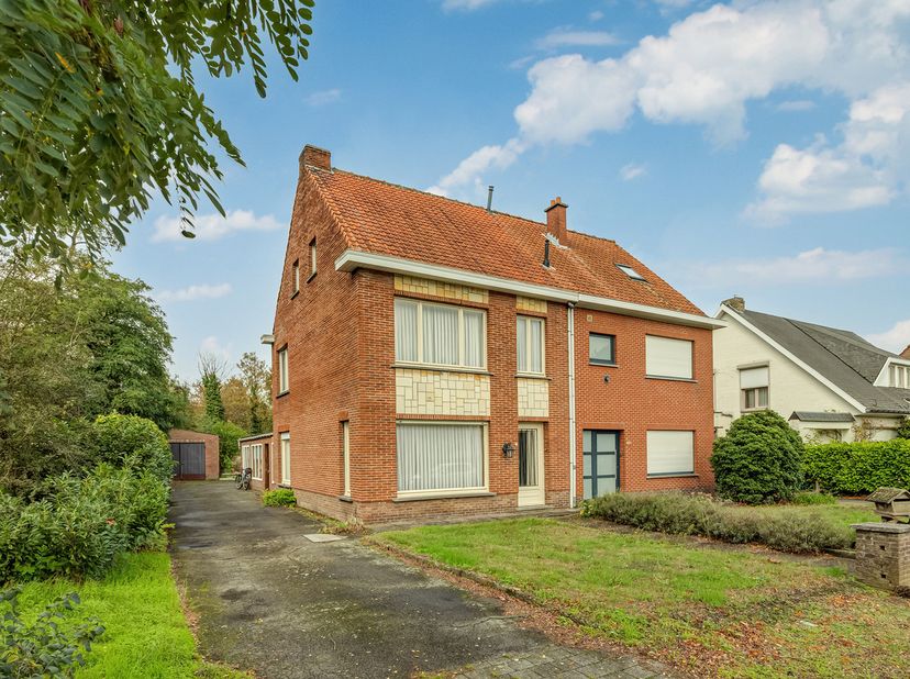 Huis te koop in Buitenstraat 75,
                    9170 Sint-Gillis-Waas