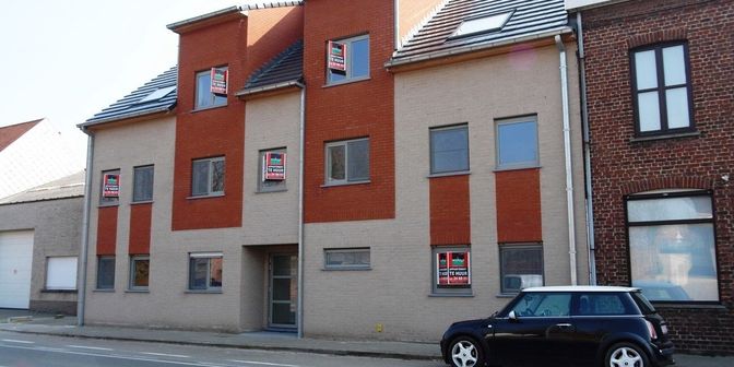 Appartement te huur in Iepersestraat 335, 8800 Roeselare