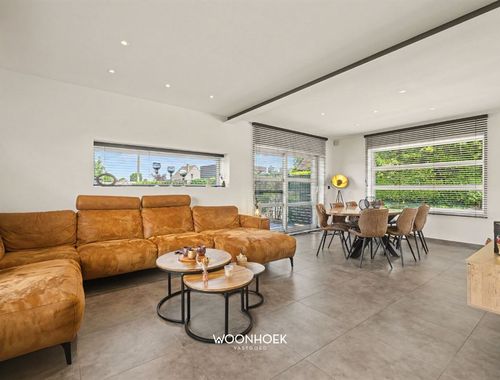                                         Maison unifamiliale à vendre à Zeveneken, € 549.000
