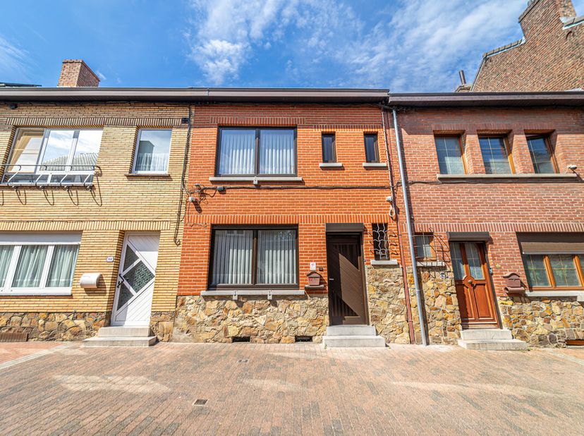 Huis te koop in ,
                    6001 Marcinelle