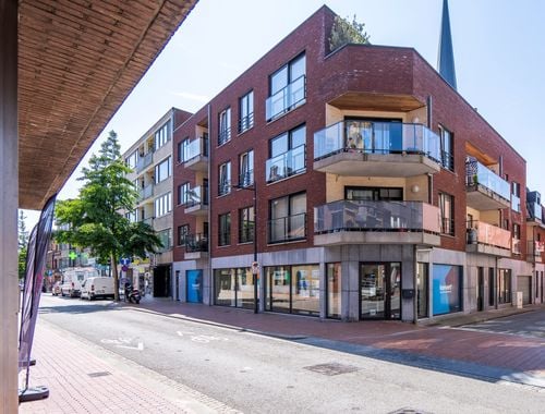                                        Bureaux à vendre à Izegem, € 349.000
