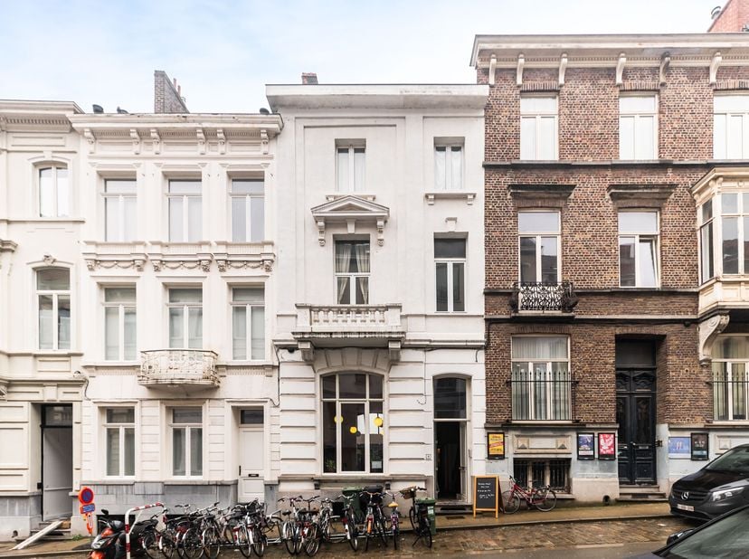 Appartement te huur in Jan-Baptist Guinardstraat 9,
                    9000 Gent