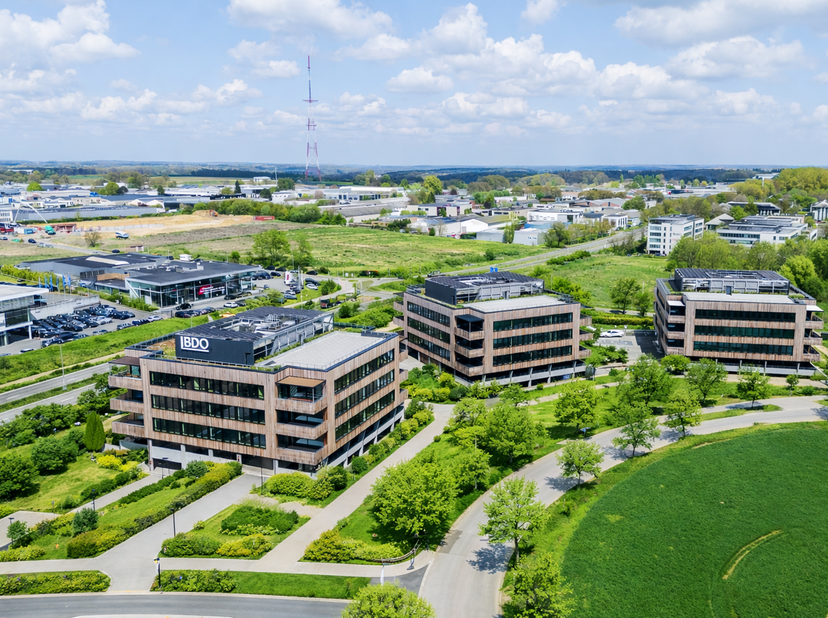 Vous cherchez des bureaux derniers cris, durables et super agréables en Brabant Wallon ? Le WELLWOOD office Parc de Wavre est le seul à vous proposer