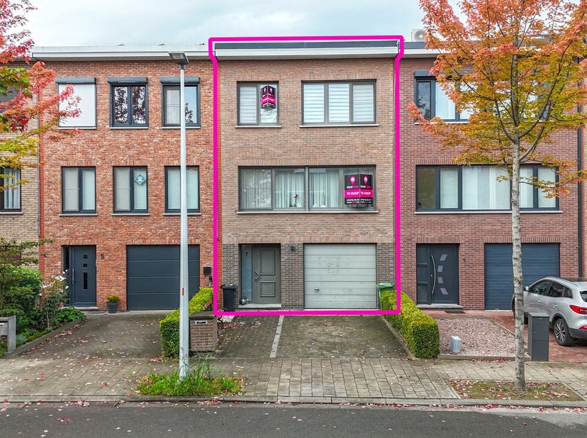 Huis te koop in Lijsterlaan 7,
                    2630 Aartselaar