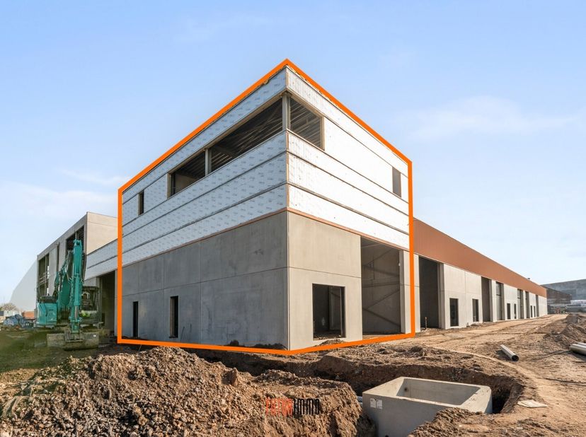 KMO-park Zilleghem bestaat uit 18 KMO-units en 2 kantoren, waarvan op heden nog maar enkele units te koop zijn!<br />
Gelegen op het bedrijventerrein