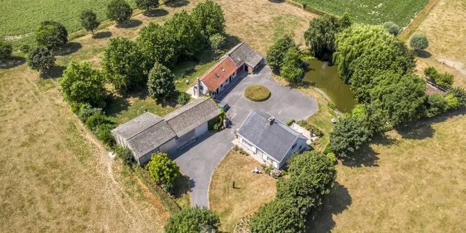 Bedrijfsvastgoed te koop in Eikhoek 1, 8690 Hoogstade