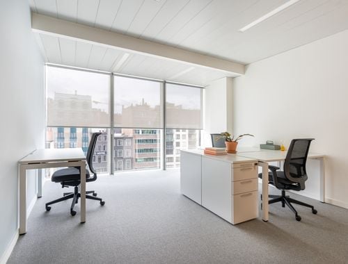                                         Bureaux à louer à Saint-Josse-ten-Noode, € 769
