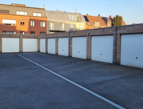                                         Garage te koop in Roeselare, € 28.000
