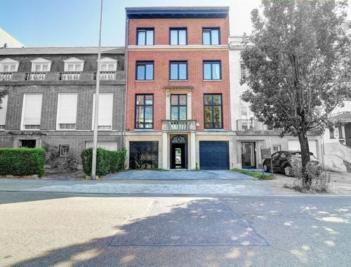                                         Duplex à louer à Woluwe-Saint-Lambert, € 1.750
