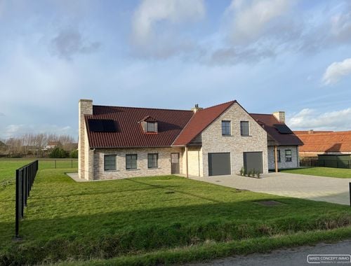                                         Maison à louer à Anzegem, € 1.175
