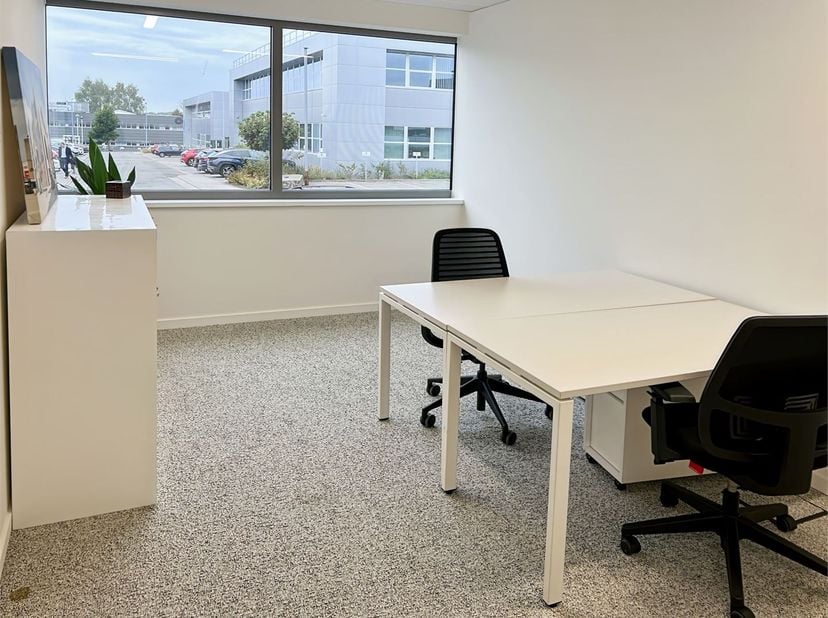 Werk waar en hoe u maar wilt met een kantoor-membership van Regus. Met prijzen vanaf 189€ bieden wij de flexibiliteit en vrijheid om aan elke werkstij