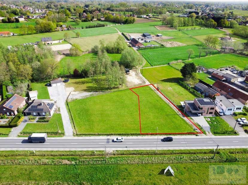Gunstig gelegen perceel bouwgrond van 971 m² voor vrijstaande woning te Heist-op-den-Berg.<br />
<br />
De grond bevindt zich nabij centra met winkels