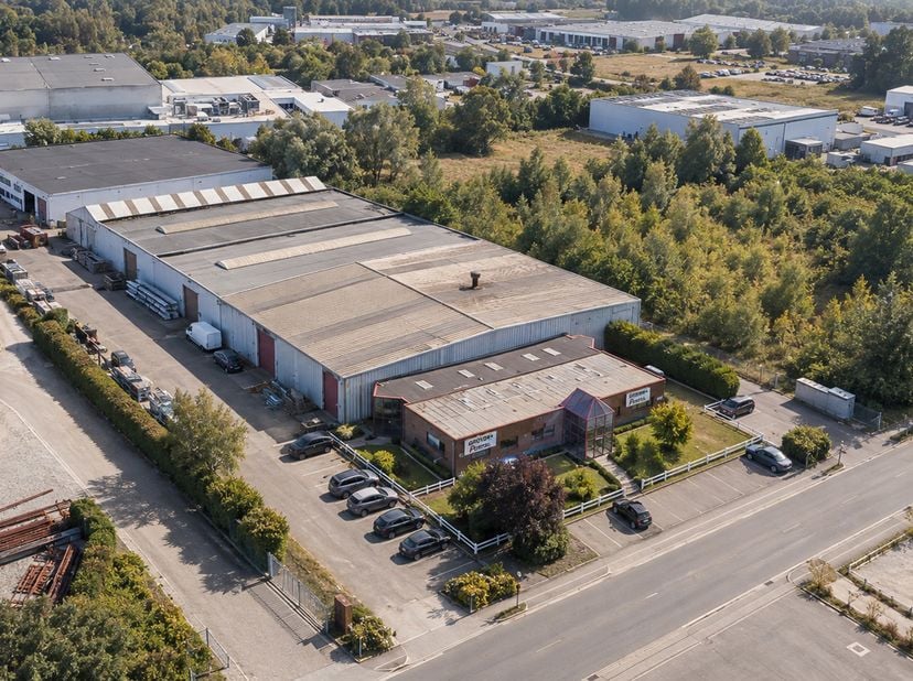 Bien professionnel à vendre à ,
                    6000 Charleroi
