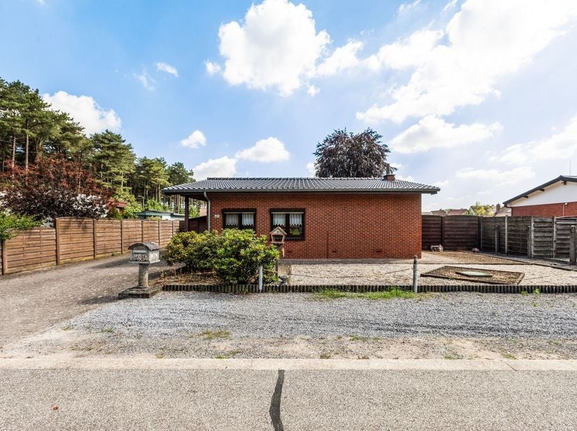 Huis te koop in Holwortelstraat 20,
                    3900 Overpelt