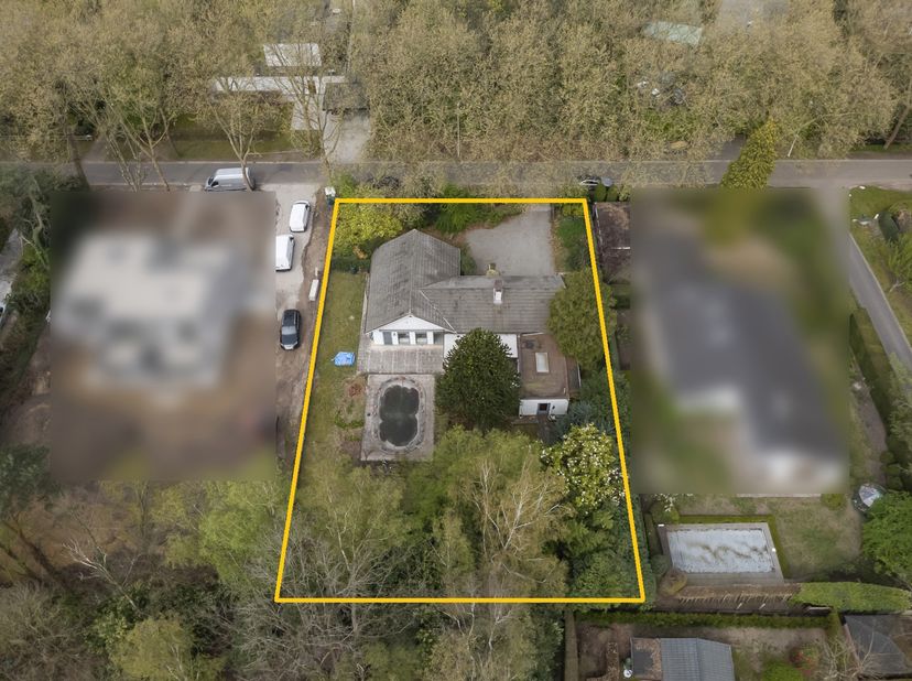 Villagrond 1.473m² met een breedte van 30m, bestemd voor het bouwen van een open bebouwing, gunstig gelegen in de gegeerde en residentiële buurt Konin