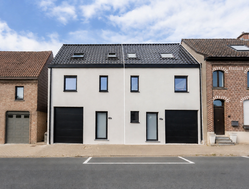                                         Woning te koop in Aaigem, € 379.000
