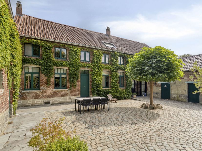 Huis te koop in Vijverstraat 67,
                    3040 Sint-Agatha-Rode
