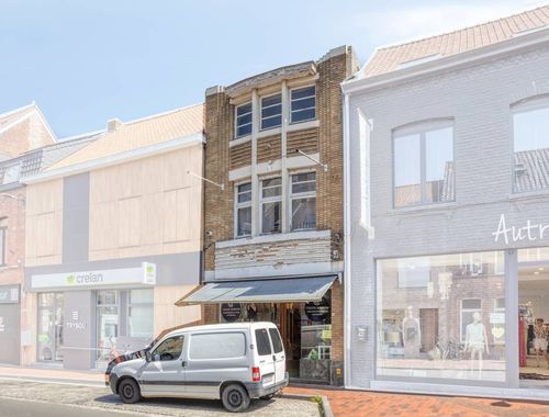                                         Bien commercial à vendre à Poperinge, € 165.000
