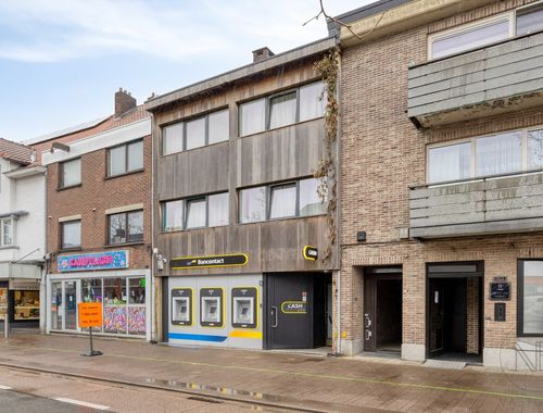                                         Bâtiment commercial à vendre à Genk, € 575.000
