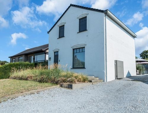                                         Maison à vendre à As, € 449.000
