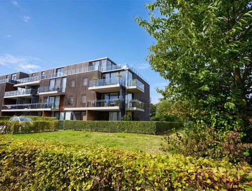                                         Penthouse te koop in Oostrozebeke, € 855.000
