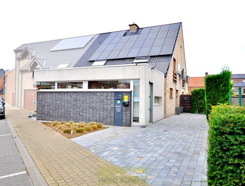                                         Woning te koop in Berchem, € 365.000
